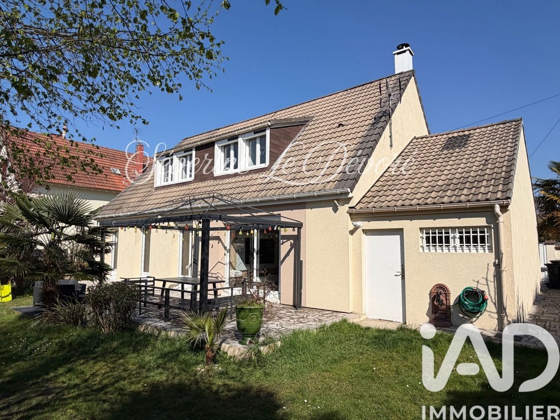 House in Saint Prix Centre, Saint-Prix, France 1 - 17459921