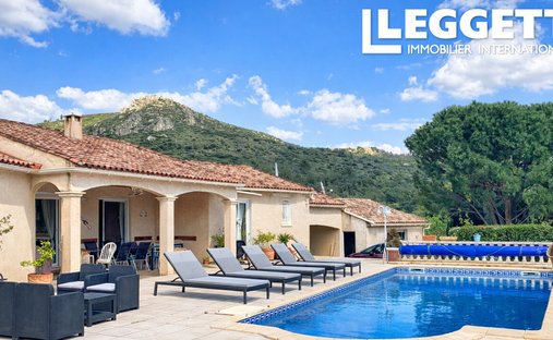 Villa in Centre Ville, Clermont-l'Hérault, France 1