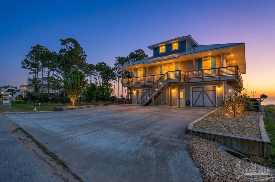 House in Milton, Florida, United States 3 - 17453853