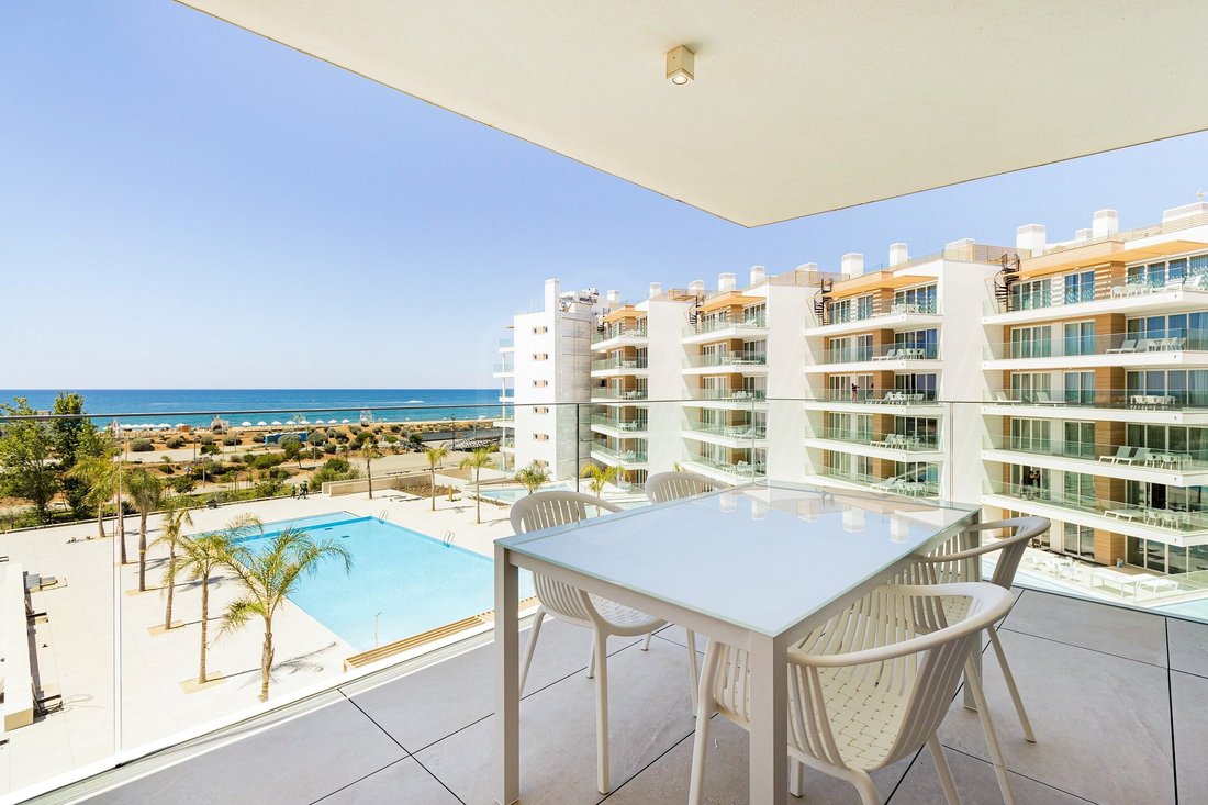 Apartment in Vilamoura, Quarteira, Algarve 1 - 17457879