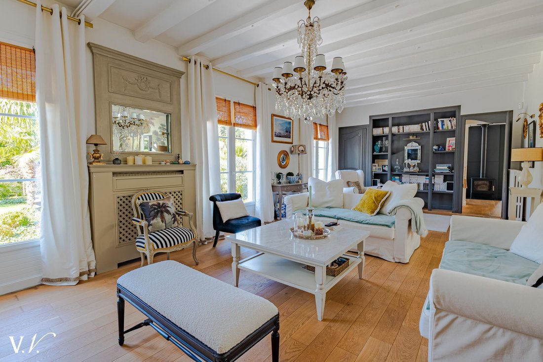Villa in Mérignac, Nouvelle-Aquitaine, France 3 - 17451408