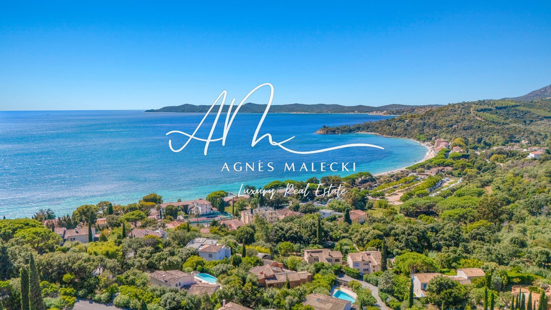 Estate in Le Lavandou, Provence-Alpes-Côte d'Azur, France 1 - 17462691