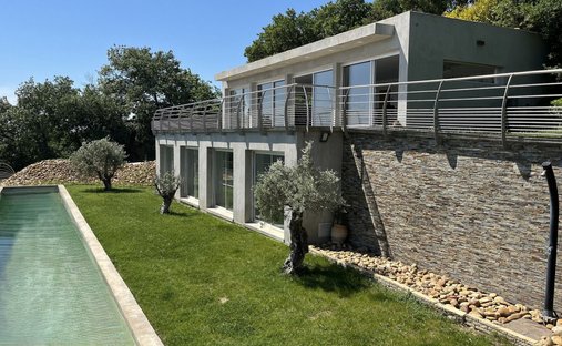 Maison à Saint Jean-Saint Genies, Avignon, France 1