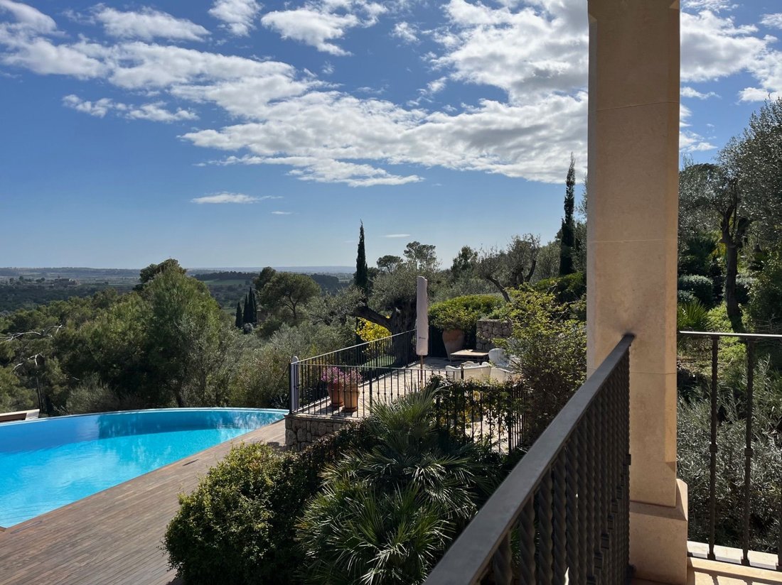 Chalet in Bunyola, Balearic Islands, Spain 3 - 17462676