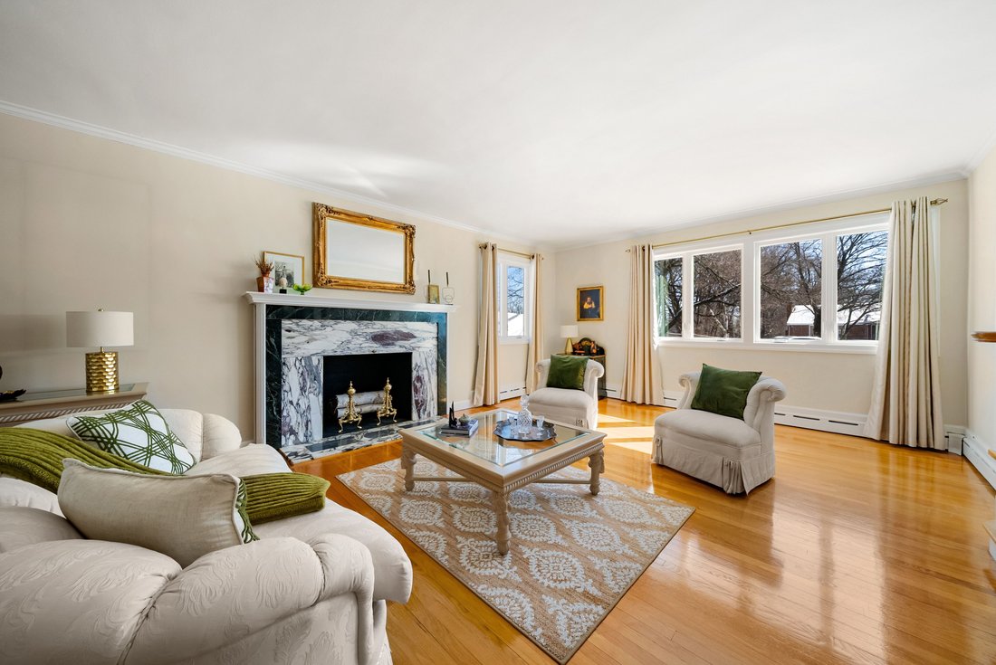 House in Belmont, Massachusetts, United States 3 - 17452209