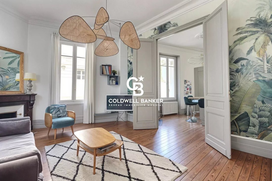 Apartment in Hôtel de Ville-Quinconce-Saint Seurin-Fondaudège, Bordeaux, France 1 - 17454938