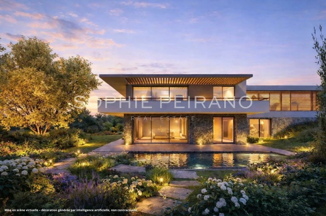 Villa in Cannes, Provence-Alpes-Côte d'Azur, France 1 - 17451279