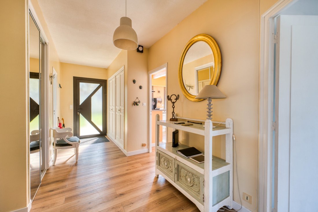House in Saint-Palais-sur-Mer, Nouvelle-Aquitaine, France 2 - 17454667