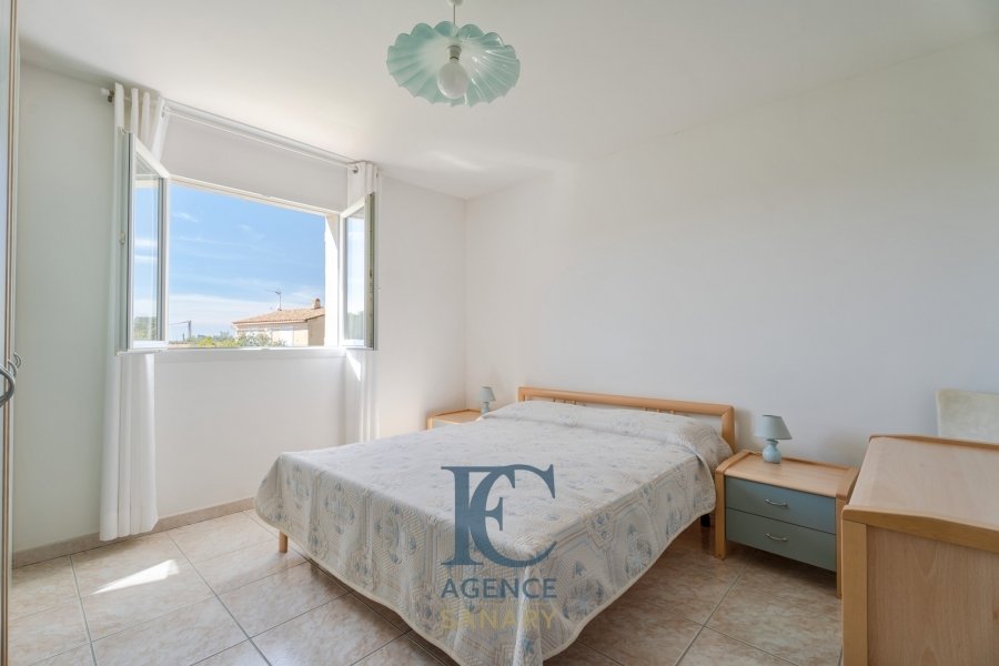 House in Saint-Cyr-sur-Mer, Provence-Alpes-Côte d'Azur, France 5 - 17454334