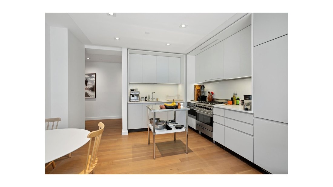 Condo in New York, New York, United States 3 - 17451865