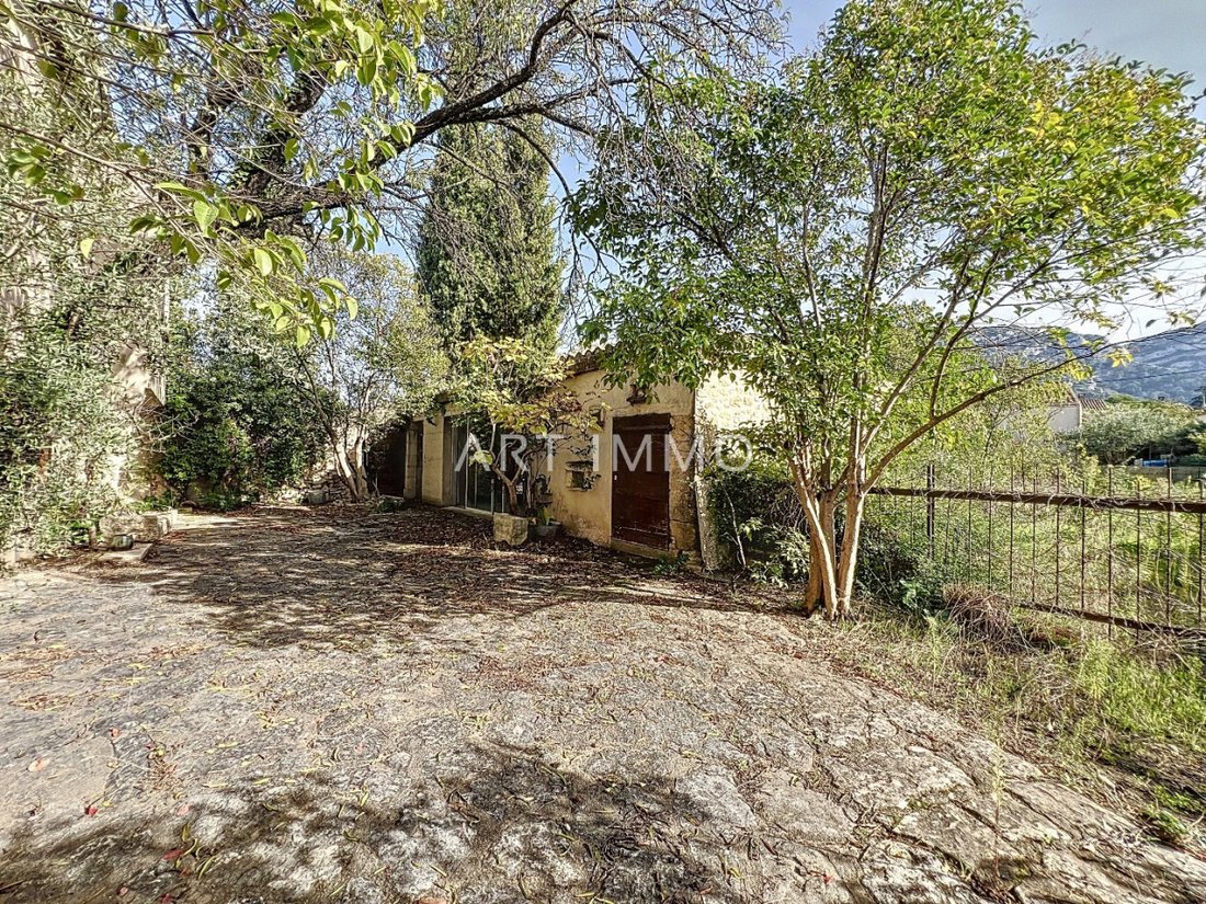 House in Robion, Provence-Alpes-Côte d'Azur, France 3 - 15494819
