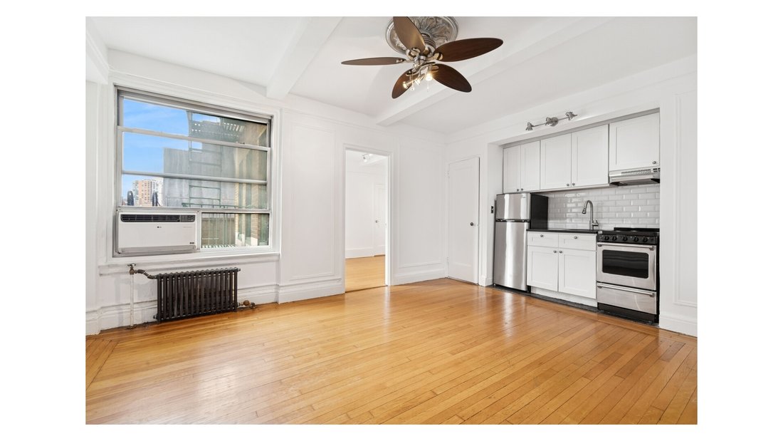 Co Op in New York, New York, United States 4 - 16900995