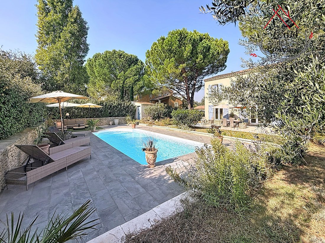 Villa in Robion, Provence-Alpes-Côte d'Azur, France 2 - 17461131