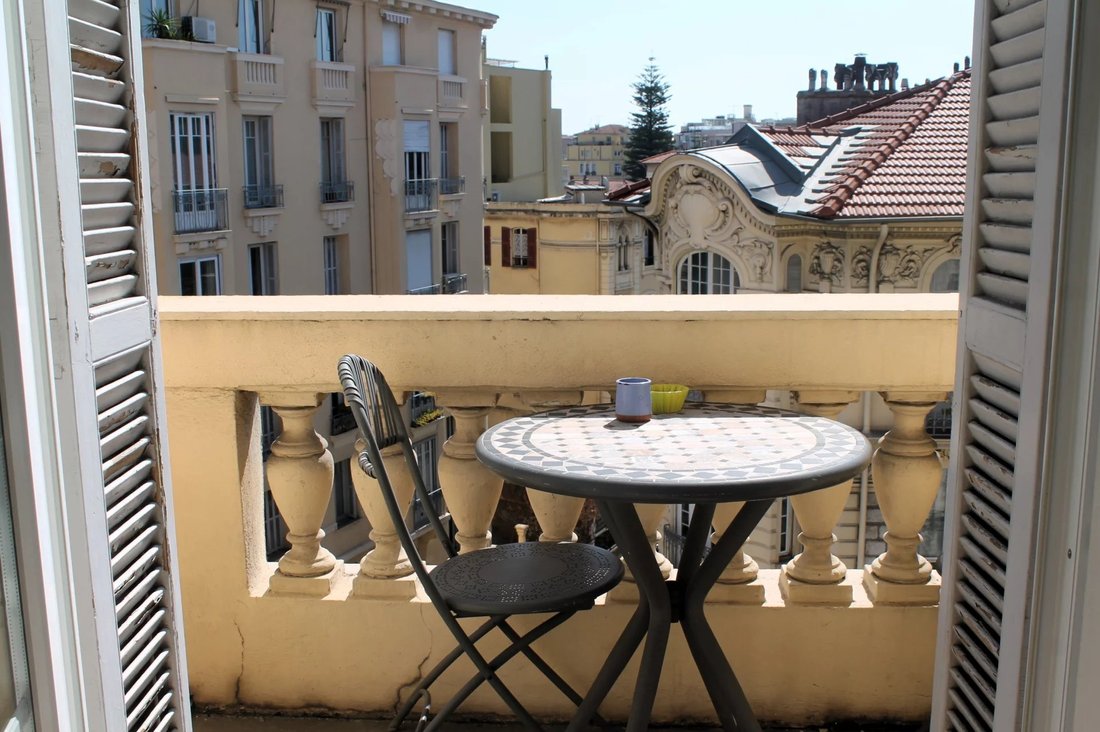 Apartment in Fleurs-Gambetta, Nice, France 4 - 17451937