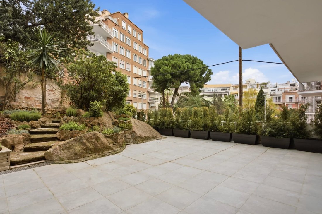 Apartment in Sarrià-Sant Gervasi, Barcelona, Spain 2 - 16533034