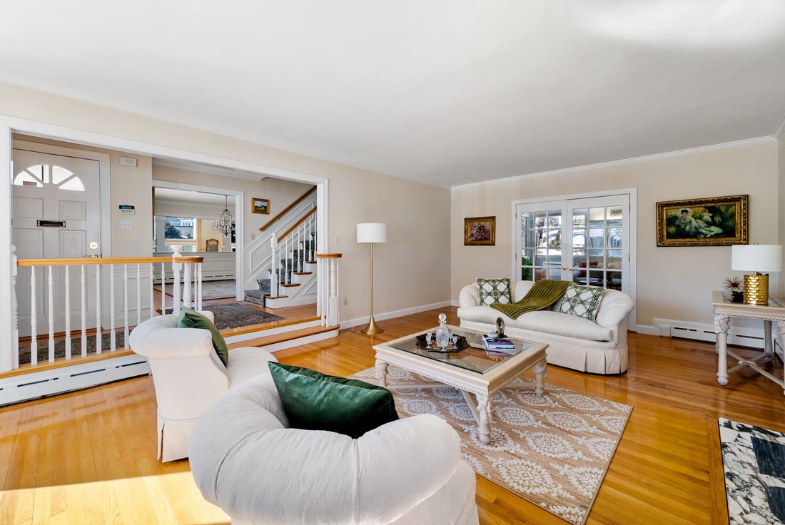 House in Belmont, Massachusetts, United States 4 - 17452209