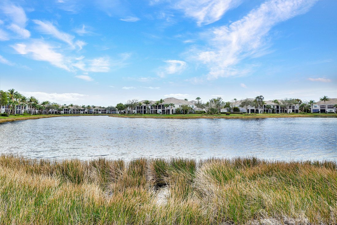 Condo in Naples, Florida, United States 2 - 17458553