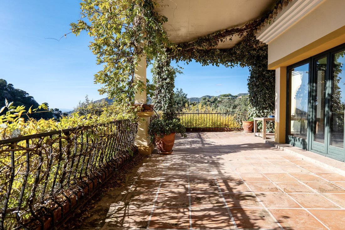Villa in La Zagaleta, Benahavis, Andalusia 2 - 17461313
