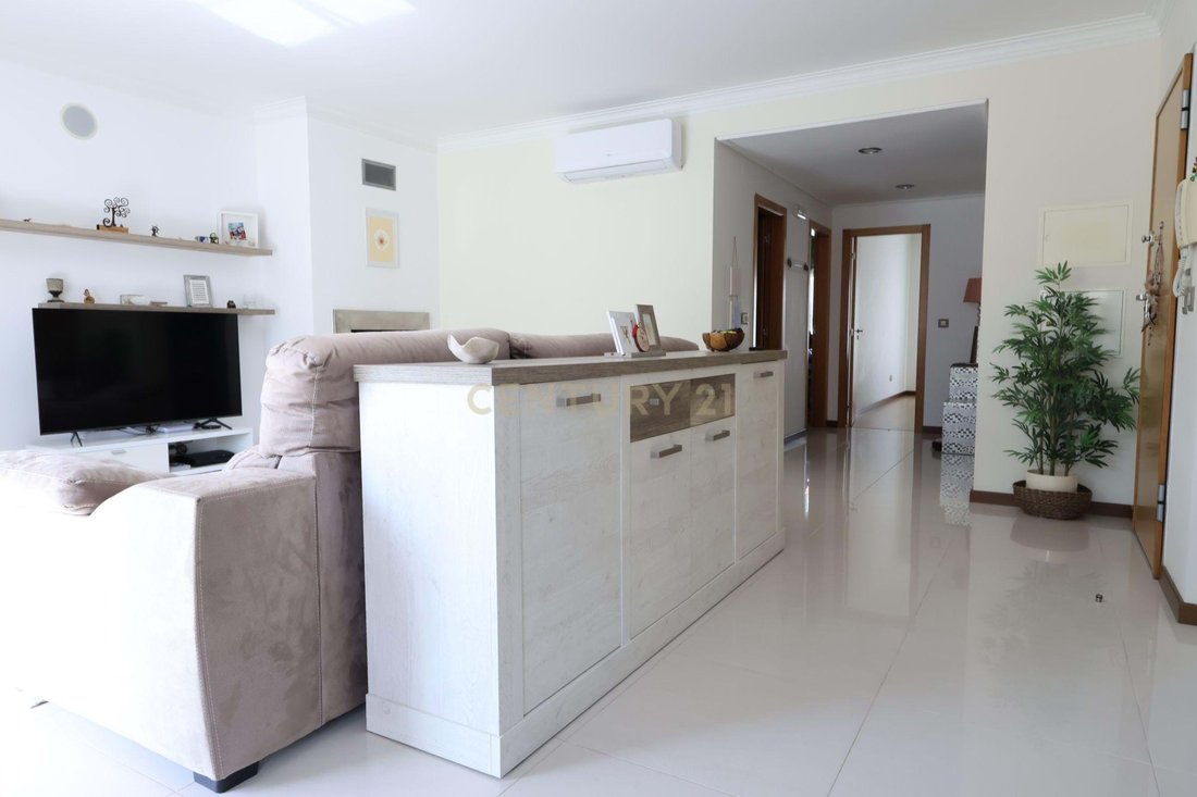 Apartment in Alcochete, Setubal, Portugal 3 - 17454902