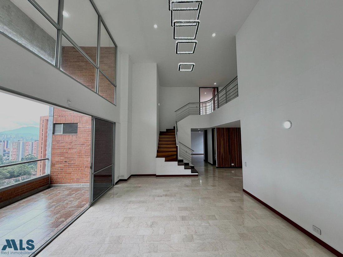 Apartment in Medellín, Antioquia, Colombia 2 - 17456952