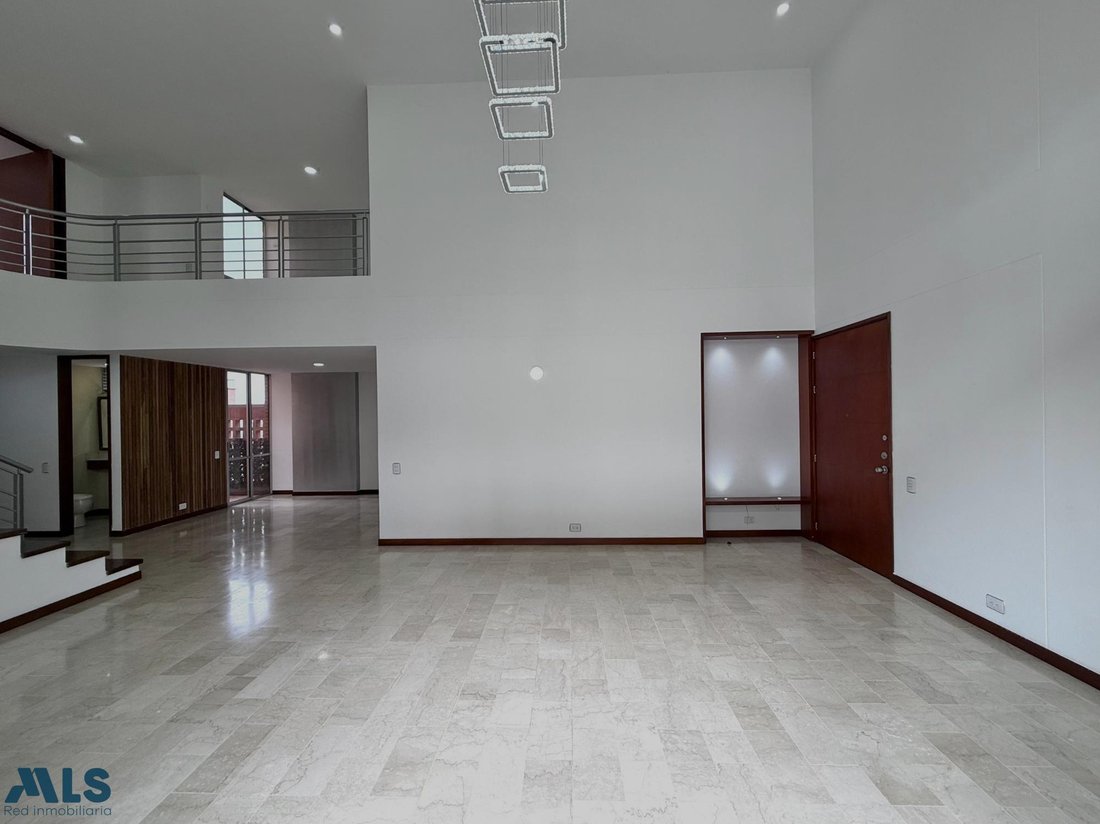 Apartment in Medellín, Antioquia, Colombia 5 - 17456952