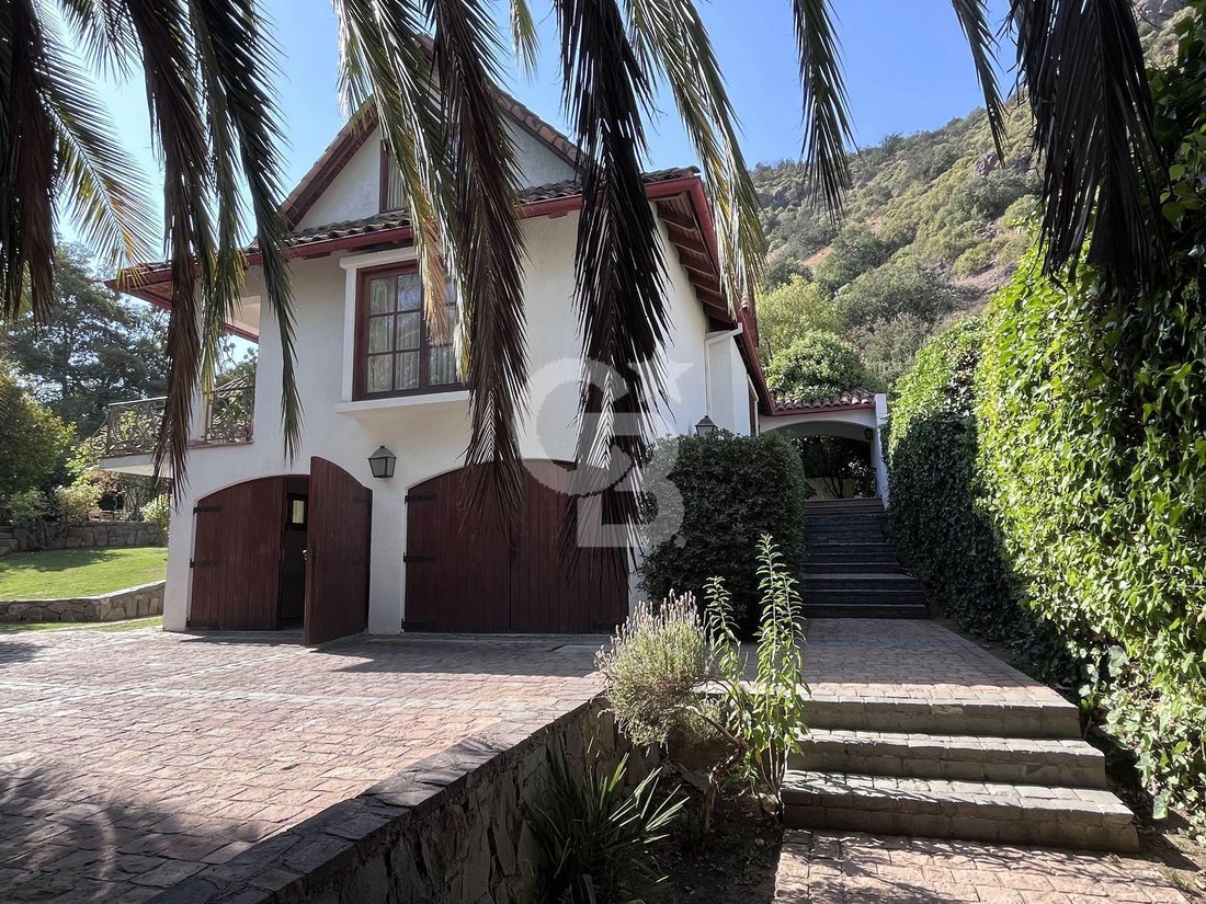 House in Lo Barnechea, Santiago Metropolitan Region, Chile 3 - 17458623