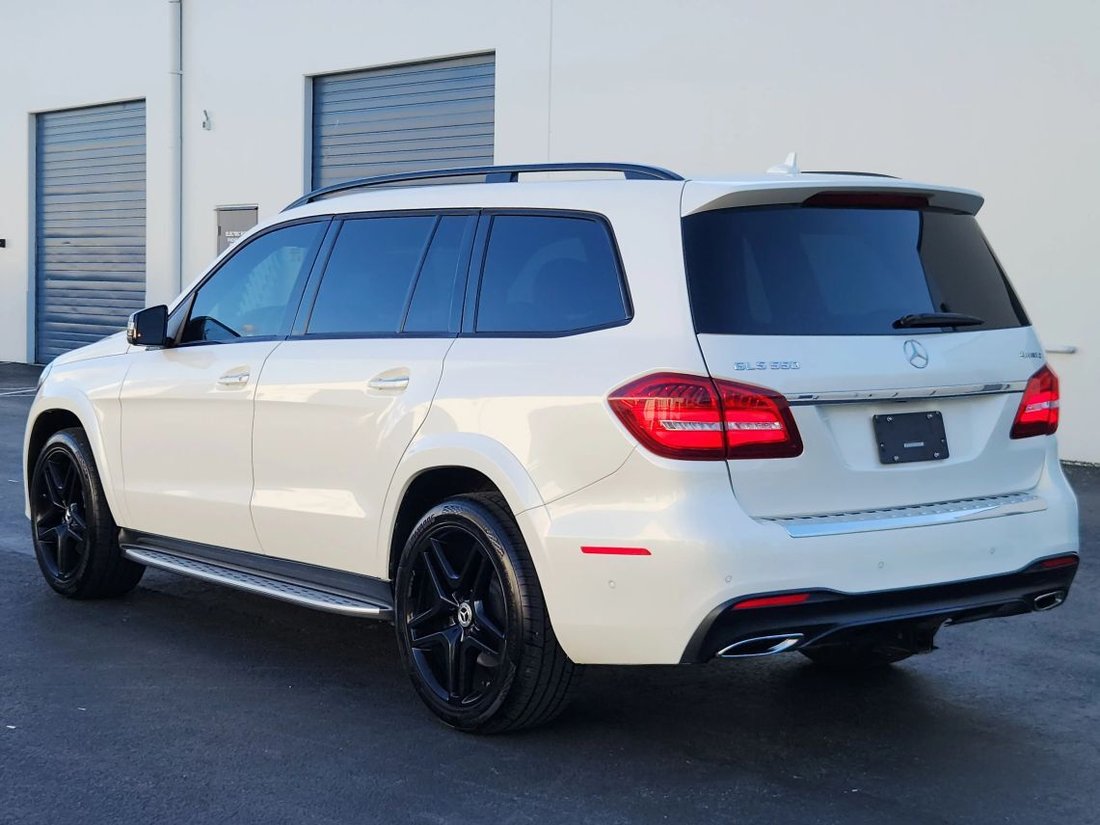 Suv in Kent, WA, United States 3 - 17462144