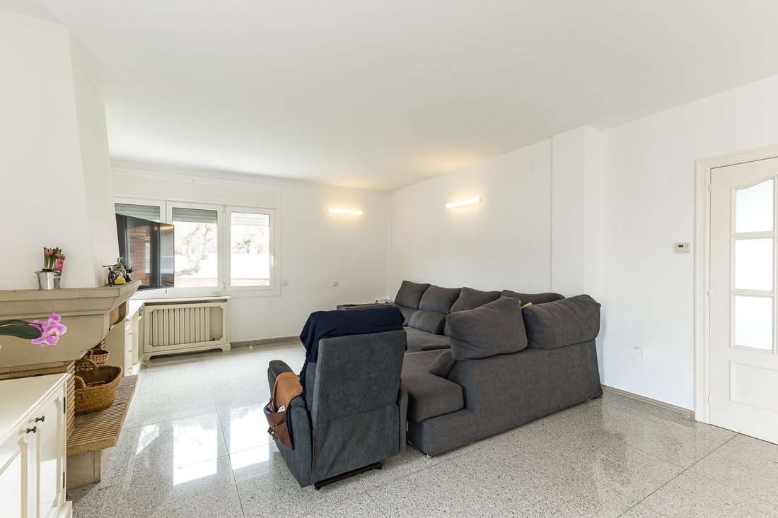 House in Sant Just Desvern, Catalonia, Spain 4 - 17454089