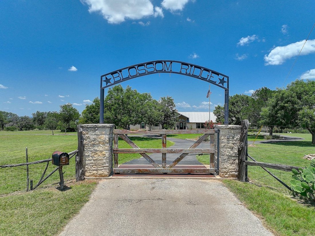 House in Burnet, Texas, United States 5 - 17453714