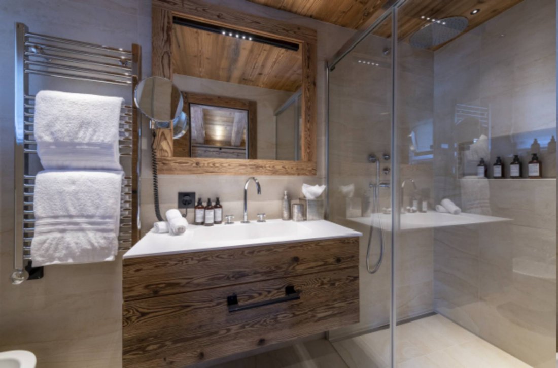 Chalet in Bagnes, Valais, Switzerland 5 - 17453278