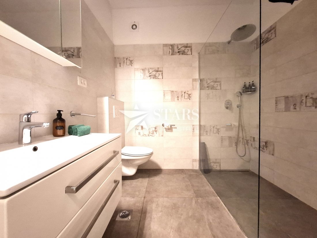 Apartment in Grad Opatija, Primorje-Gorski Kotar County, Croatia 4 - 17460248