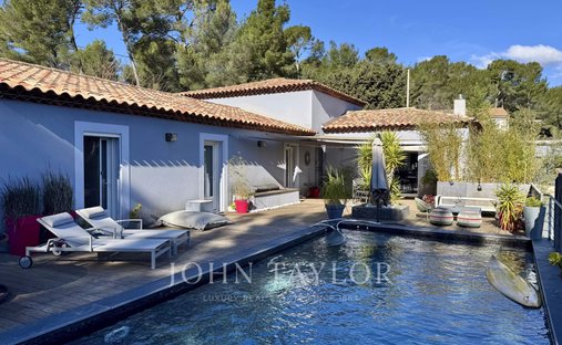 Villa in Ceyreste, Provence-Alpes-Côte d'Azur, France 1