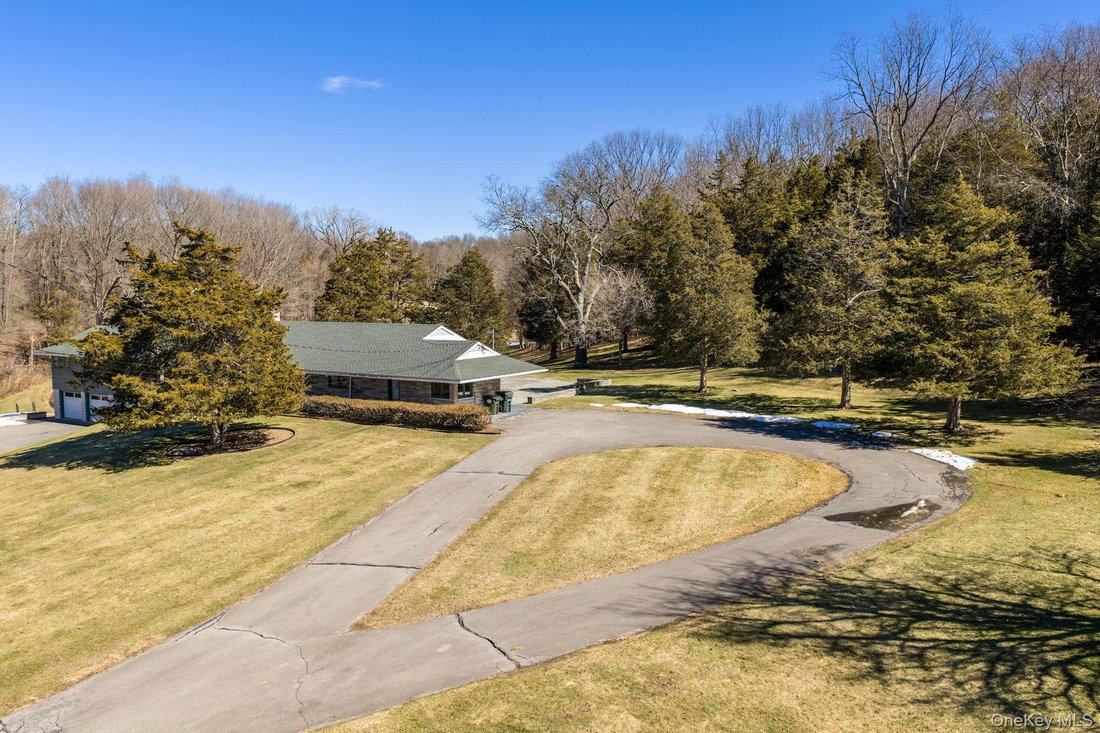 House in Warwick, New York, United States 4 - 17453847