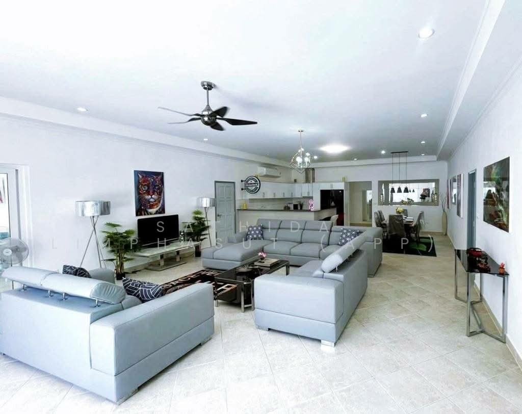 Villa in Pattaya City, Chon Buri, Thailand 2 - 17452406