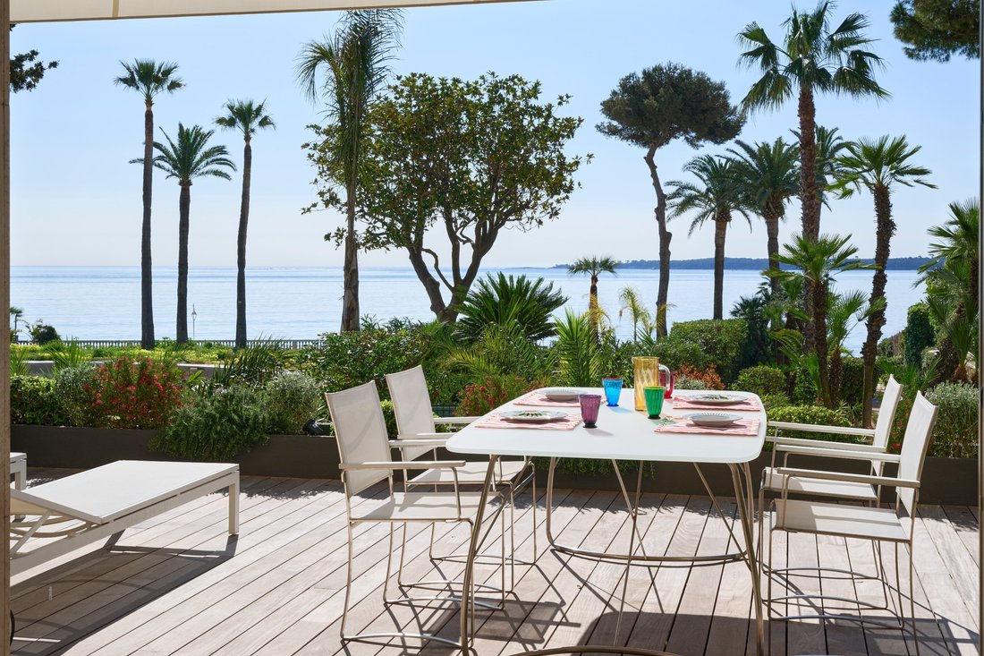 Apartment in Saint Nicolas, Cannes, France 5 - 17463504