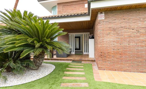 Haus in Sant Just Desvern, Katalonien, Spanien 1