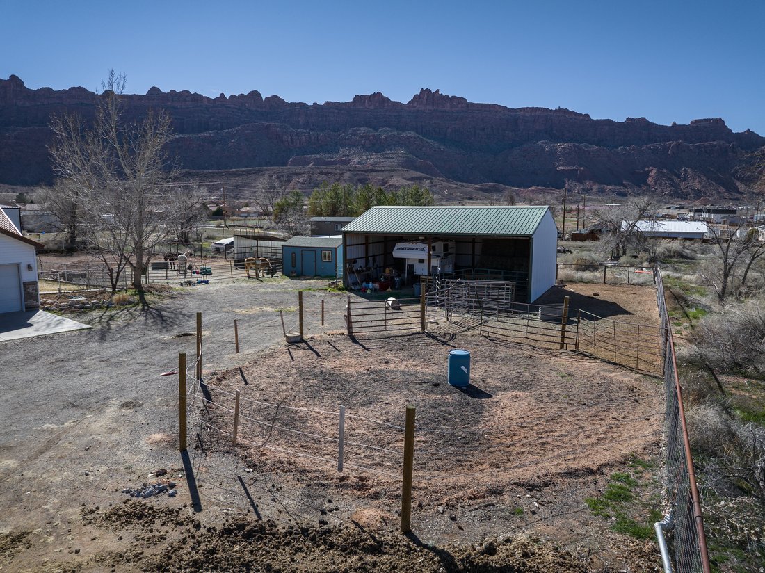 House in Moab, Utah, United States 3 - 17453653
