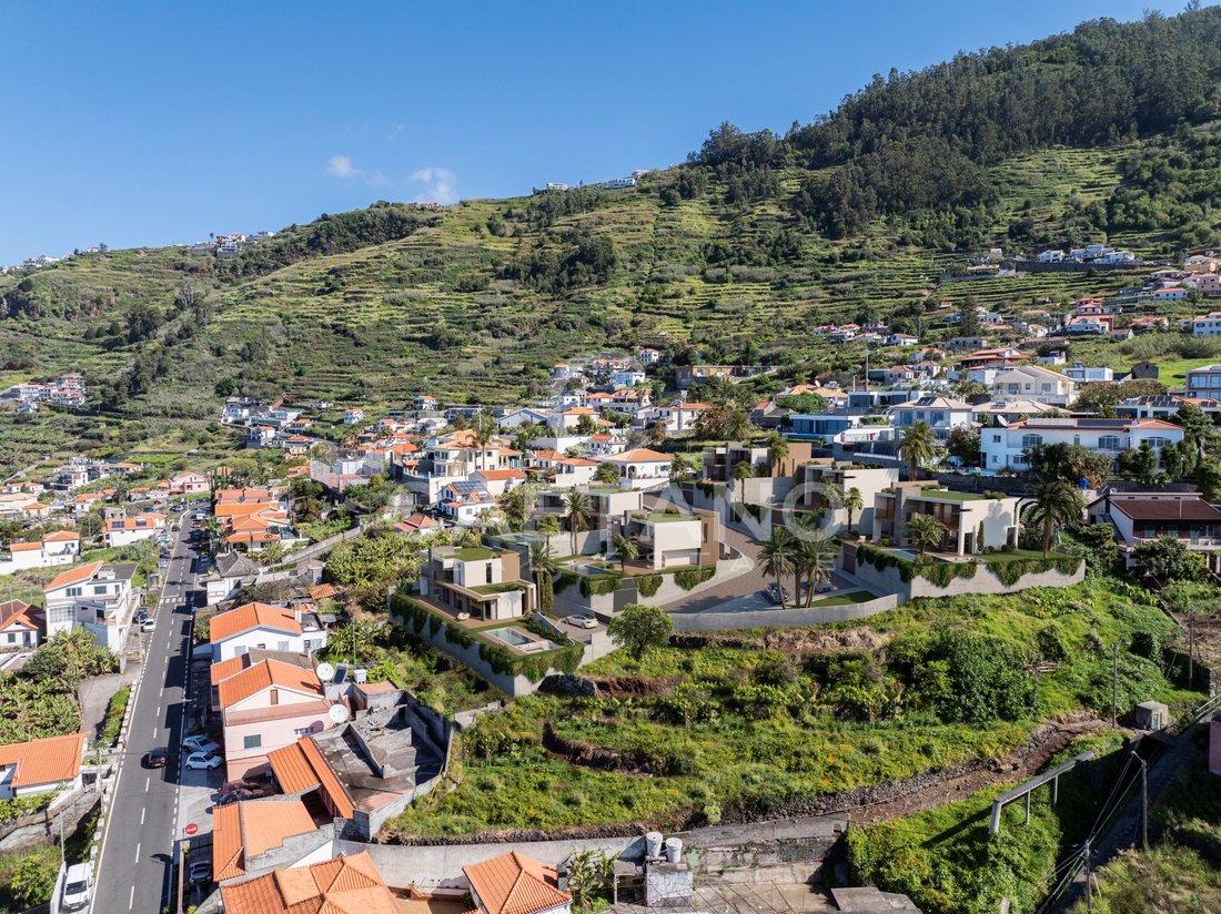 Villa in Arco da Calheta, Madeira, Portugal 1 - 17457685