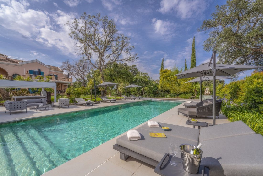 Villa in Sotogrande, San Roque, Andalusia 2 - 17456877