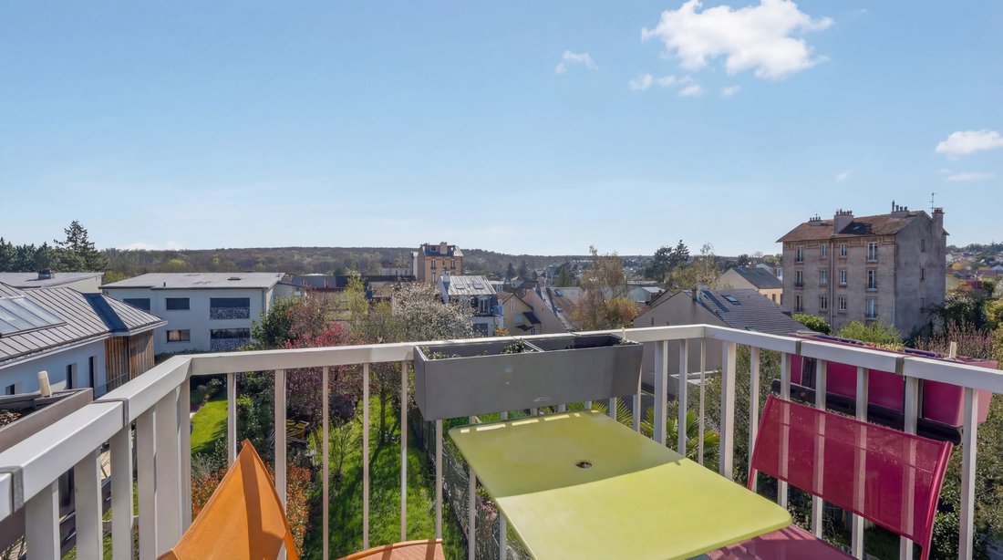 Apartment in Porte Jaune, Garches, France 1 - 17449199