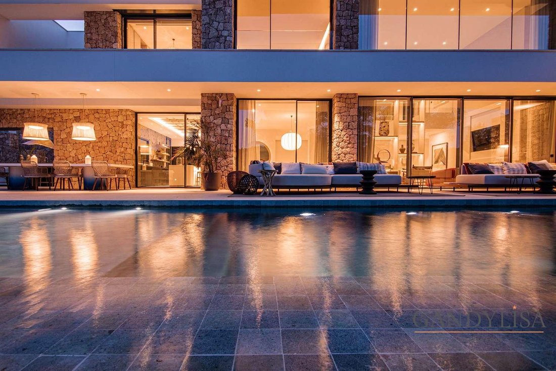 Villa in Roca Llisa, Santa Eularia des Riu, Balearic Islands 4 - 17454723
