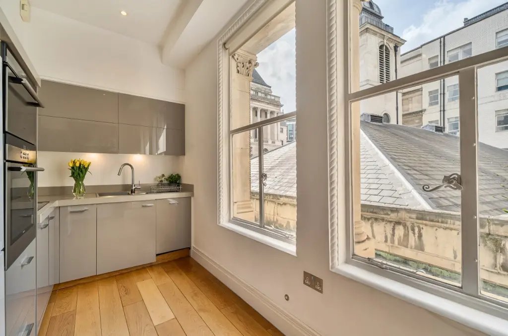 Apartment in EC2, Islington, England 5 - 17453470