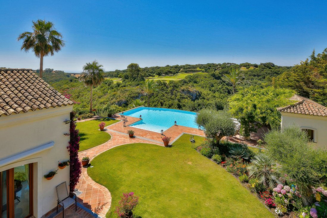 Villa in Sotogrande, San Roque, Andalusia 2 - 17456883