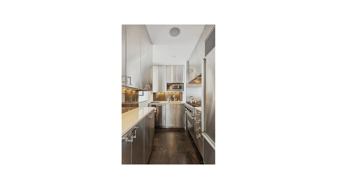 Condo in New York, New York, United States 5 - 16669799