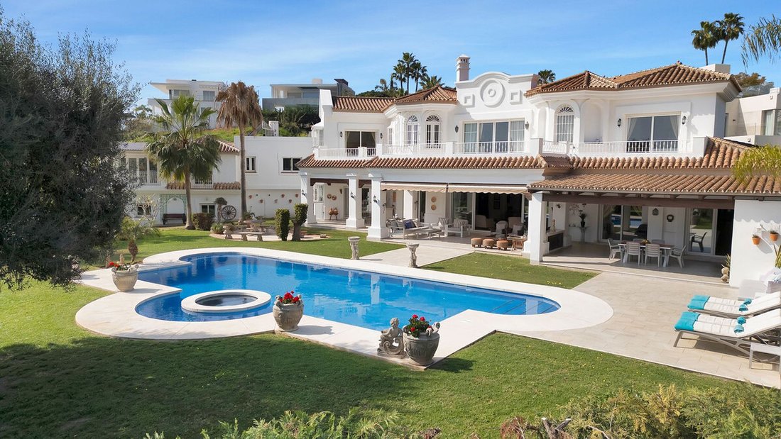 Villa in Nueva Andalucia, Marbella, Spain 1 - 17461150