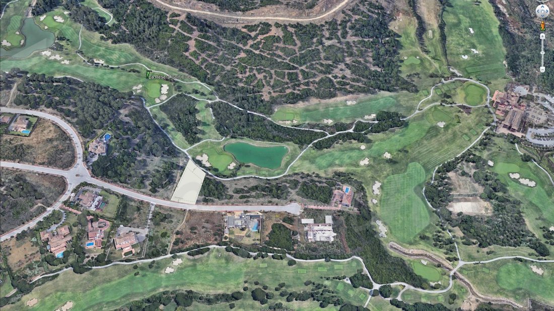 Land in Sotogrande, San Roque, Andalusia 1 - 17458802