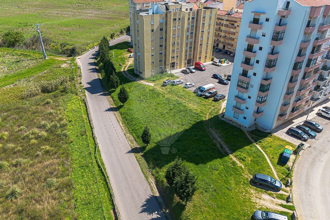 Land in Carregado e Cadafais, Lisbon, Portugal 1 - 17451377