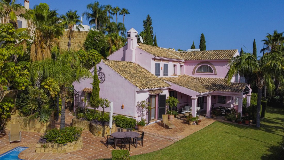 Villa in Benahavis, Andalusia, Spain 5 - 17461334