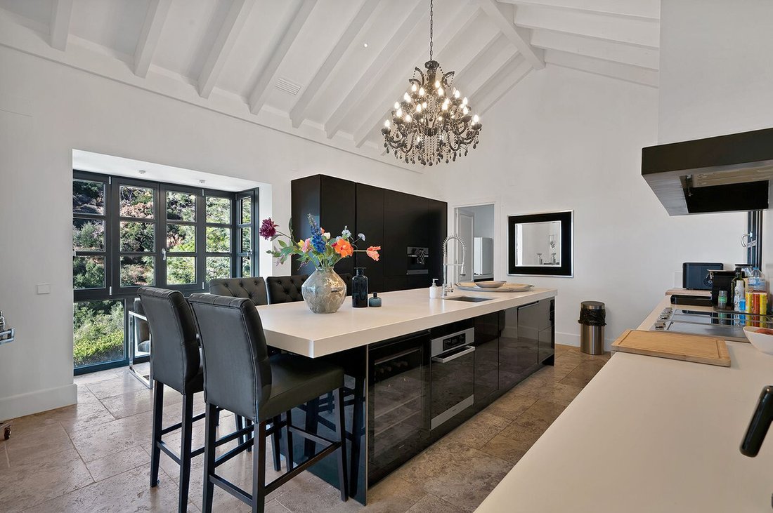 Villa in Benahavis, Andalusia, Spain 5 - 17461186