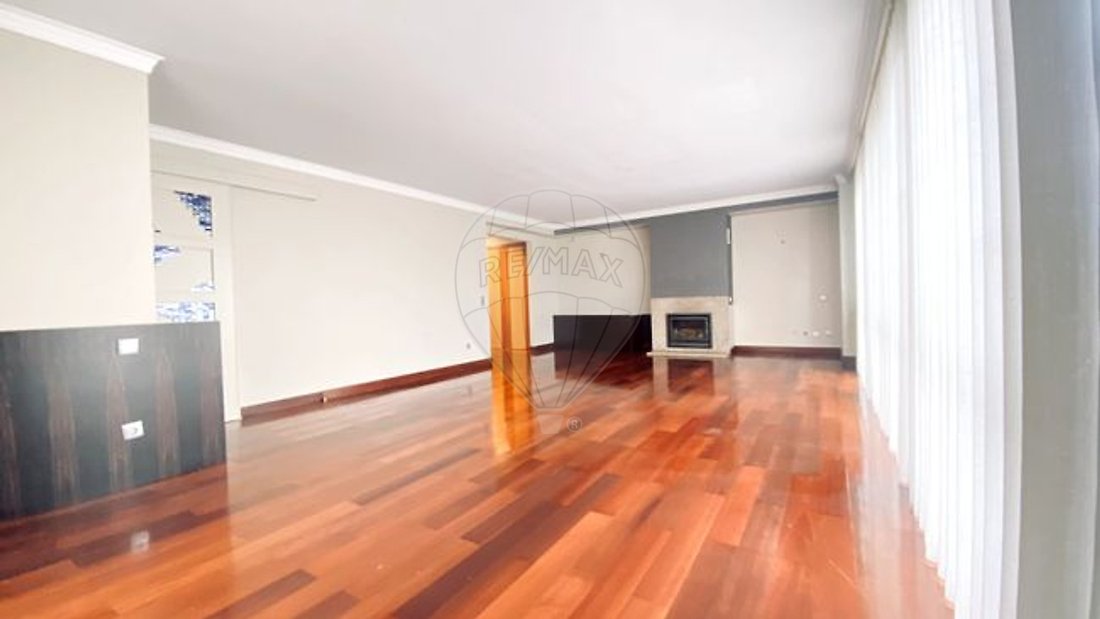 Apartment in Cedofeita, Santo Ildefonso, Se, Miragaia, Sao Nicolau e Vitoria, Porto District, Portugal 1 - 17451449